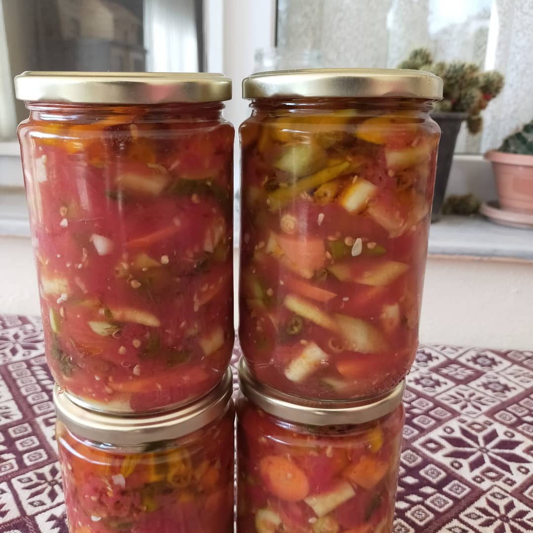 ZEYTİNYAĞLI KARIŞIK TURŞU (mutlaka deneyin) 